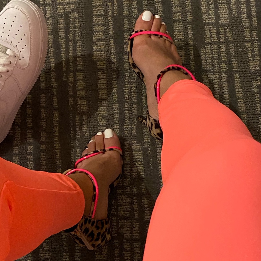 Cheetah/coral pink print heels